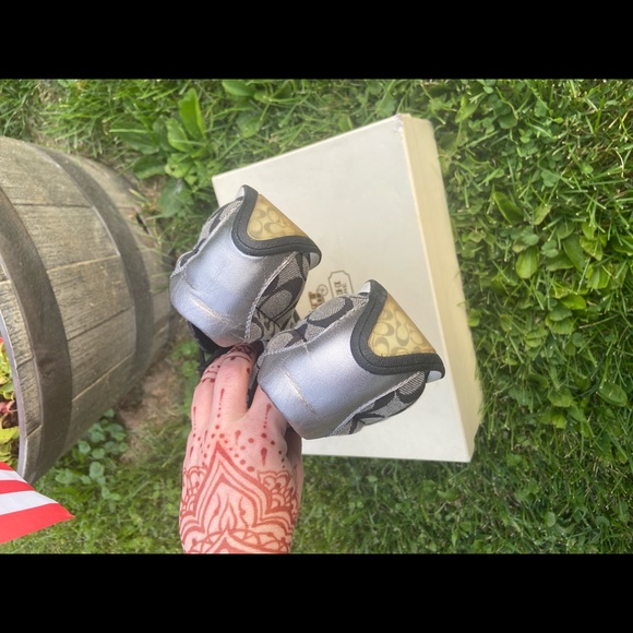 Coach Sneakers - Picture 4 of 6